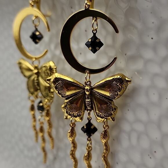 Butterfly Onyx Stone Dangle Earrings - Picture 2 of 4